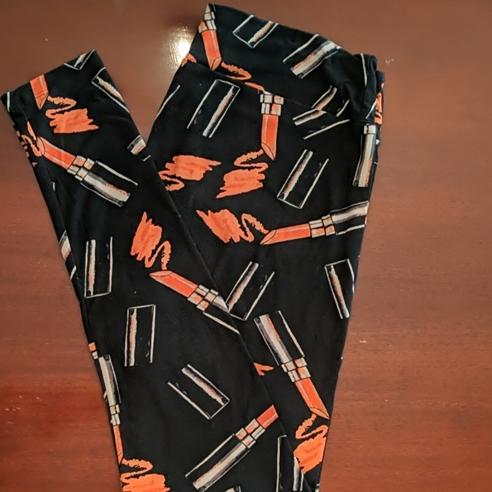 LulaRoe Lipstick Leggings